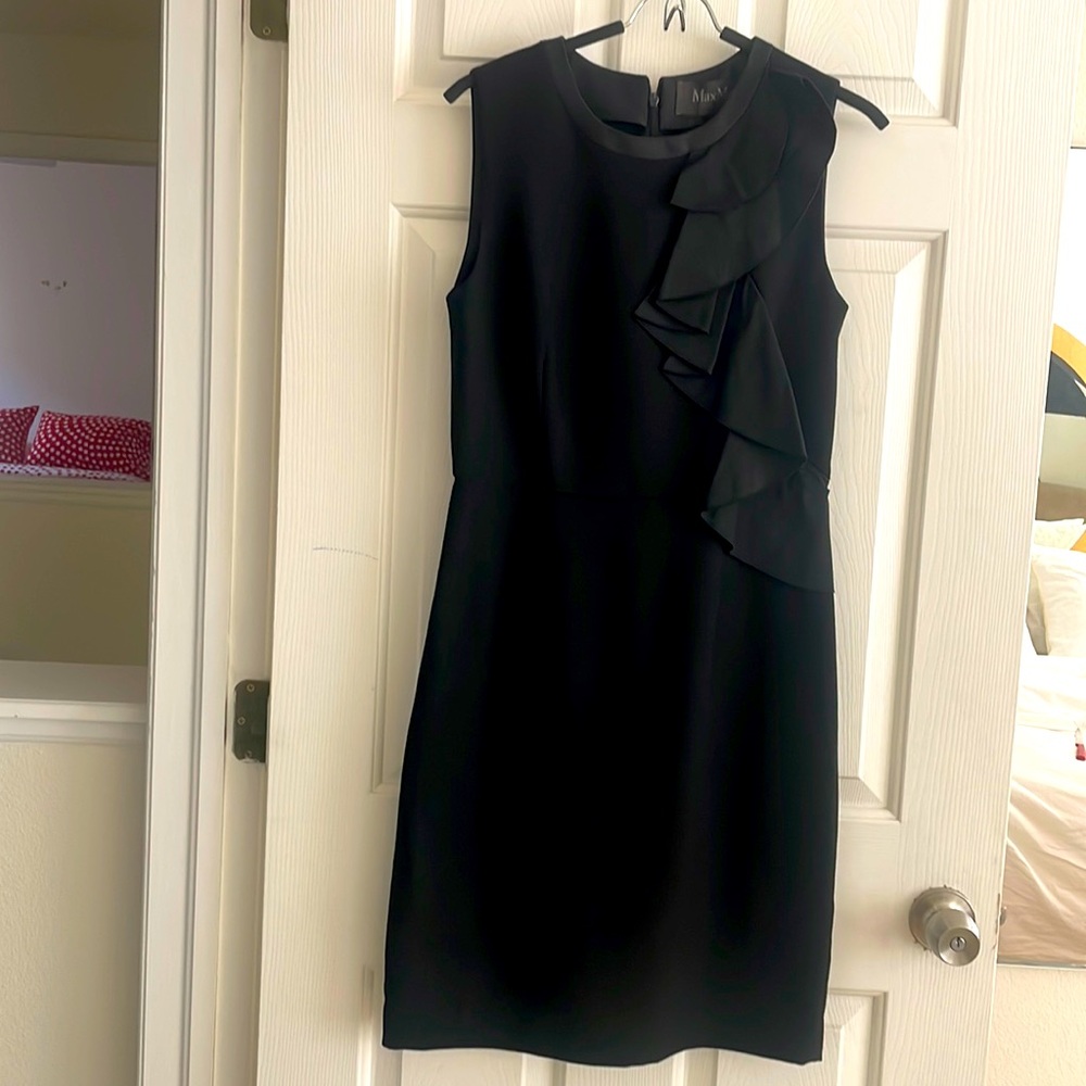 NWT Max Mara black ruffle sleeveless cocktail dress